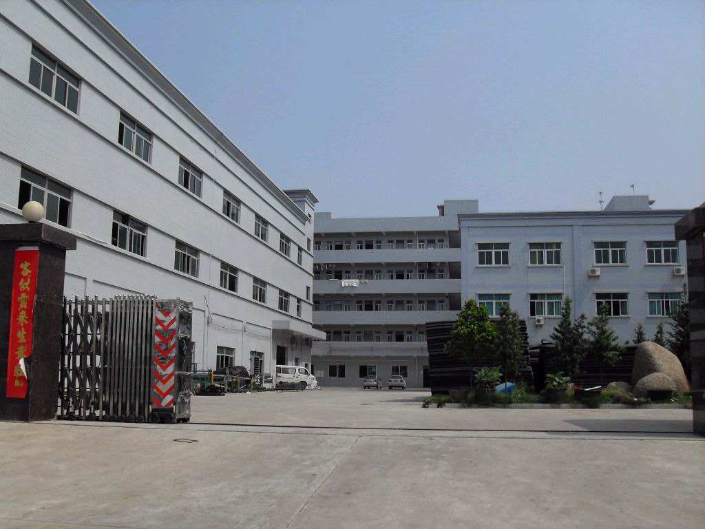 深圳宝安厂房32000平米出售
