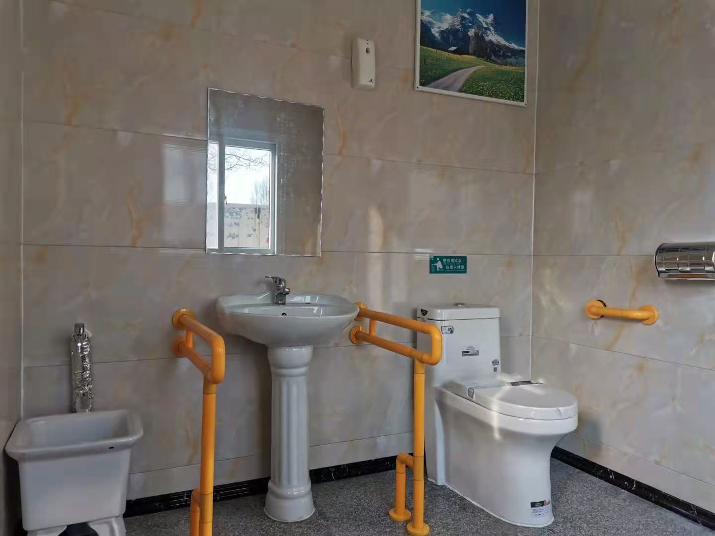 南昌环保移动厕所报价表