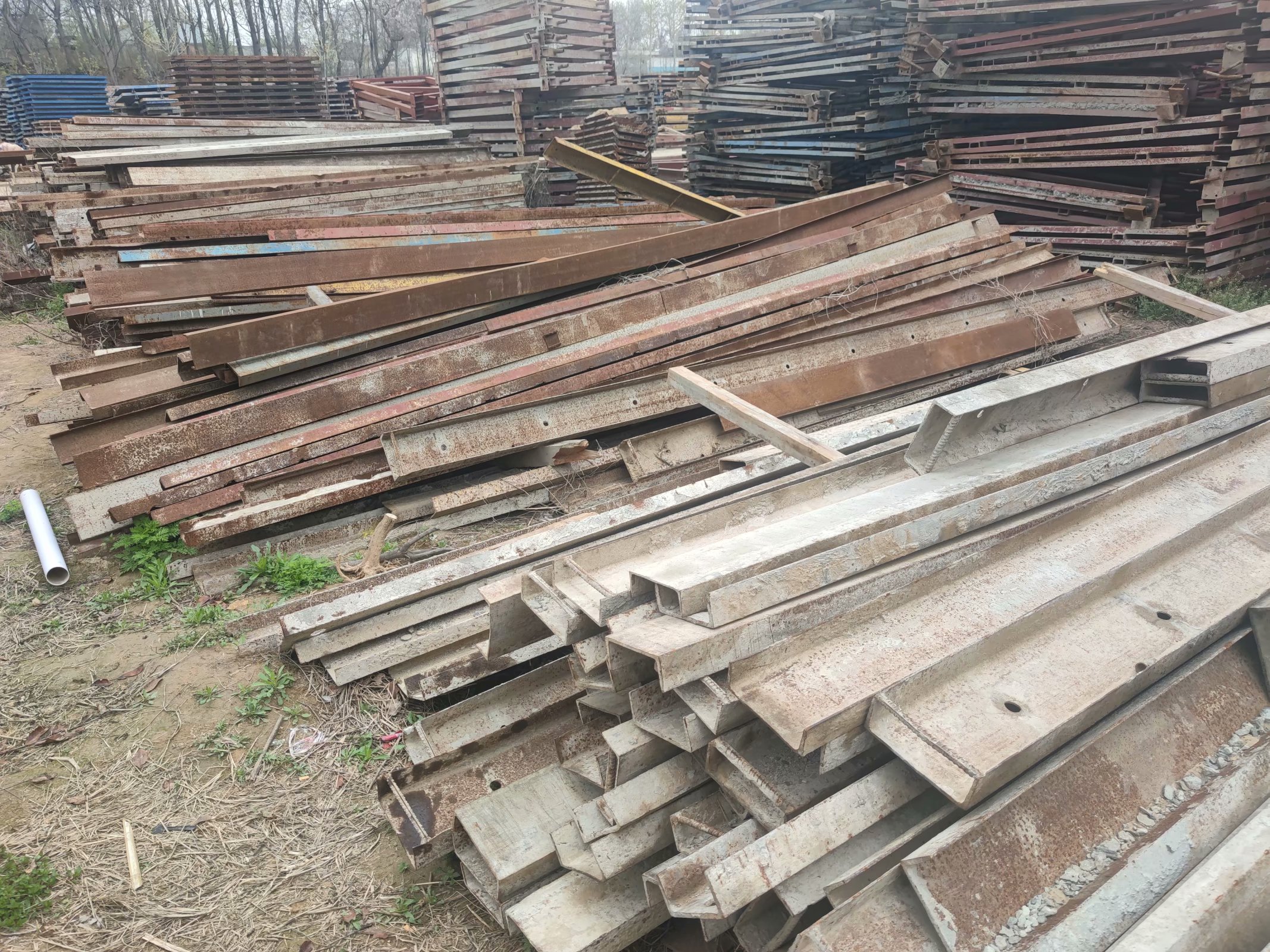 商洛市打路基用混凝土路面25公分槽钢租赁价格 打路基槽钢 钢模板规格齐全