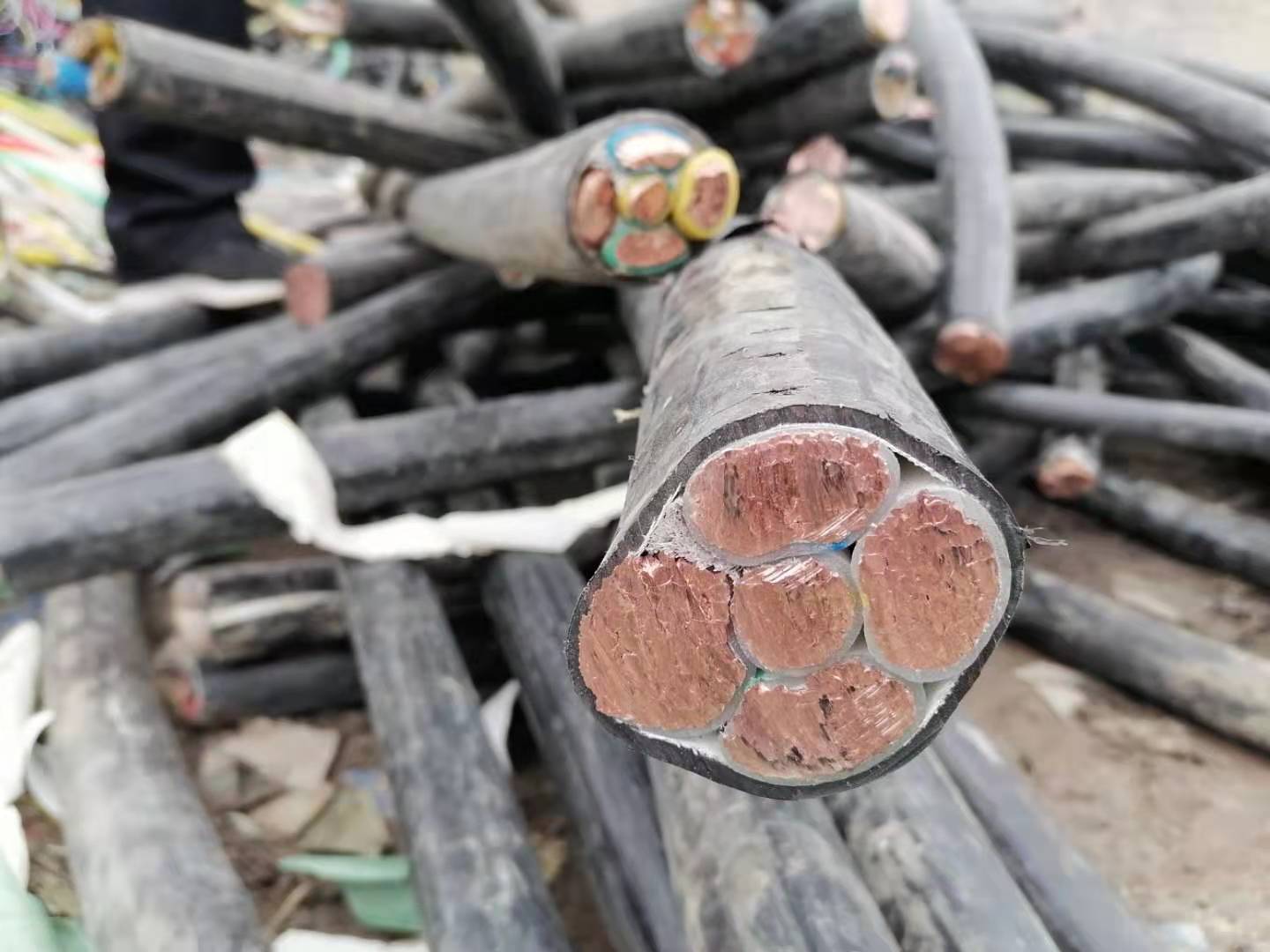 废旧电缆铜线回收