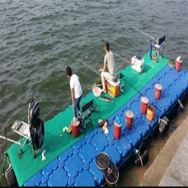水库亲水平台搭建用浮箱景区游船靠岸平台浮筒