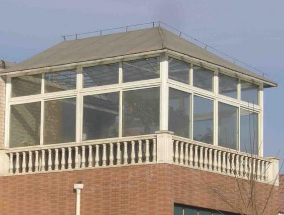 衡阳钢结构楼顶加层电话 某高层建筑屋顶加层结构设计方案 帮你改善屋顶高温现状