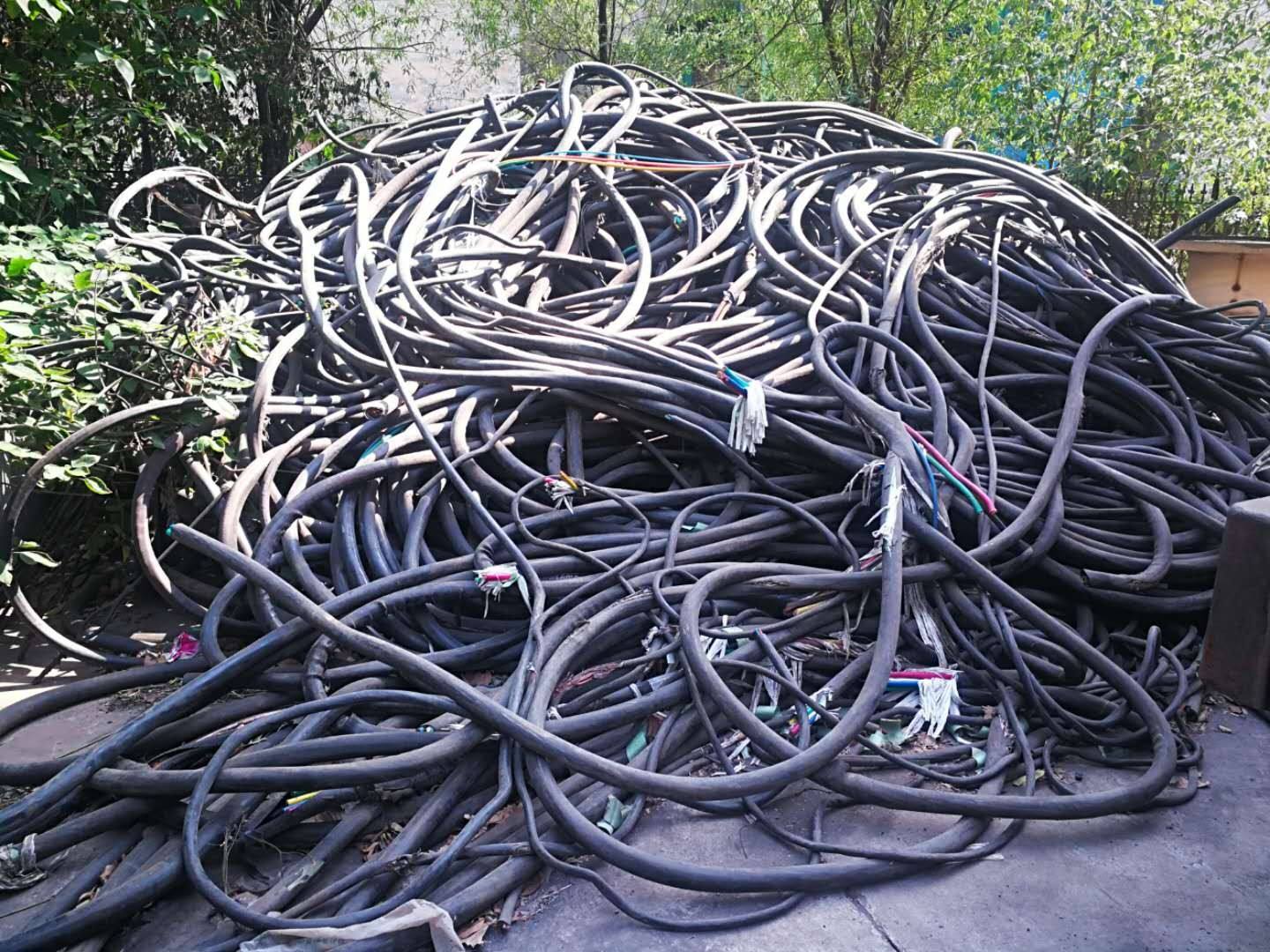 武汉二手电线电缆回收价钱 废旧电缆回收