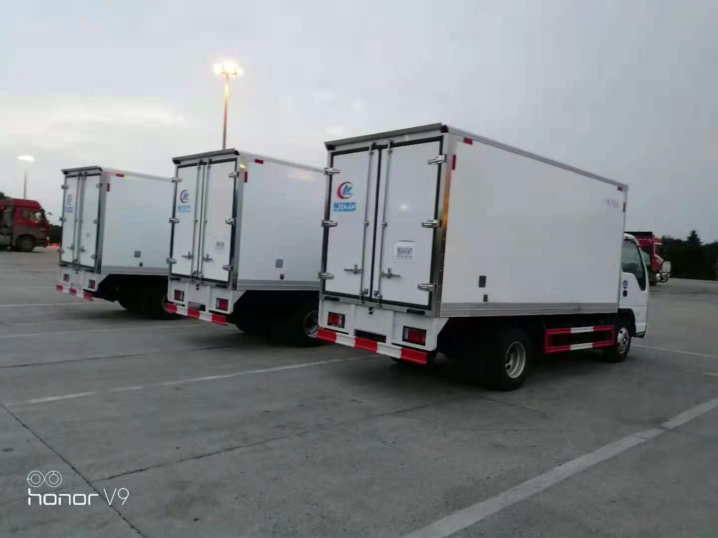 水果运输车 冷藏式厢式货车 全国上个人户