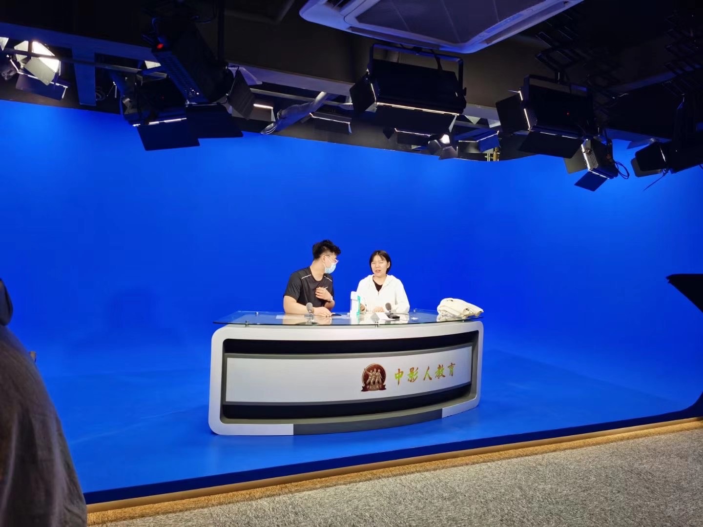 广播电视台虚拟演播室建设高清新闻演播室视音频系统
