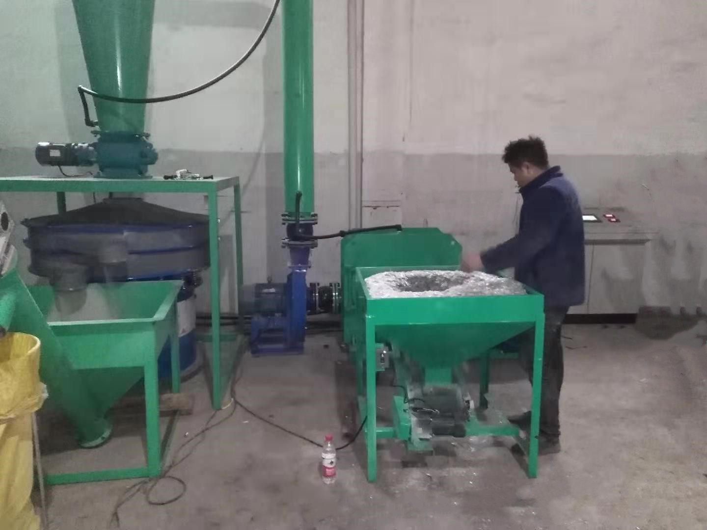 聚氯乙烯磨粉机 pvc型材磨粉机 详情介绍