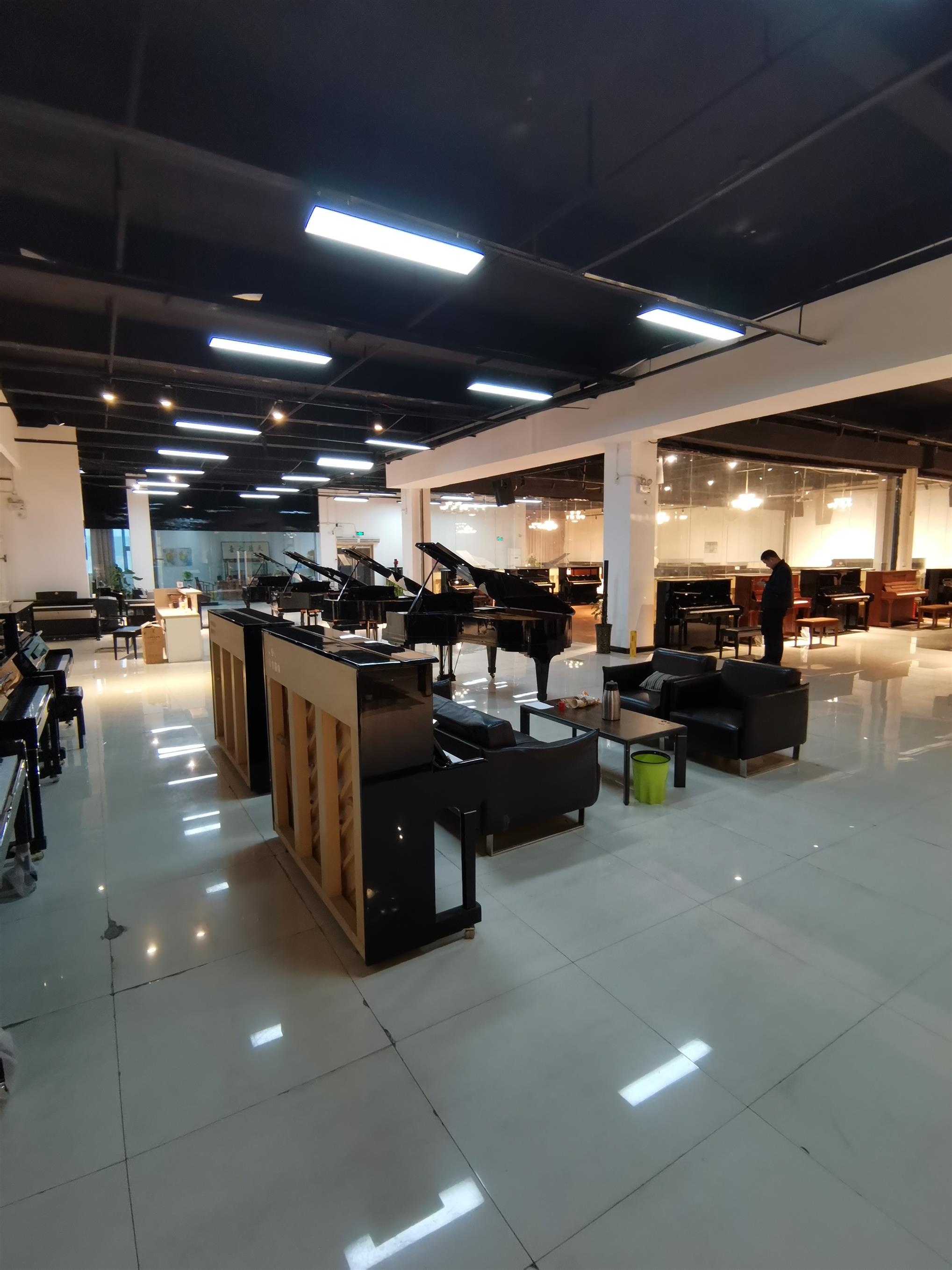 平顶山克拉维克钢琴**型号系列