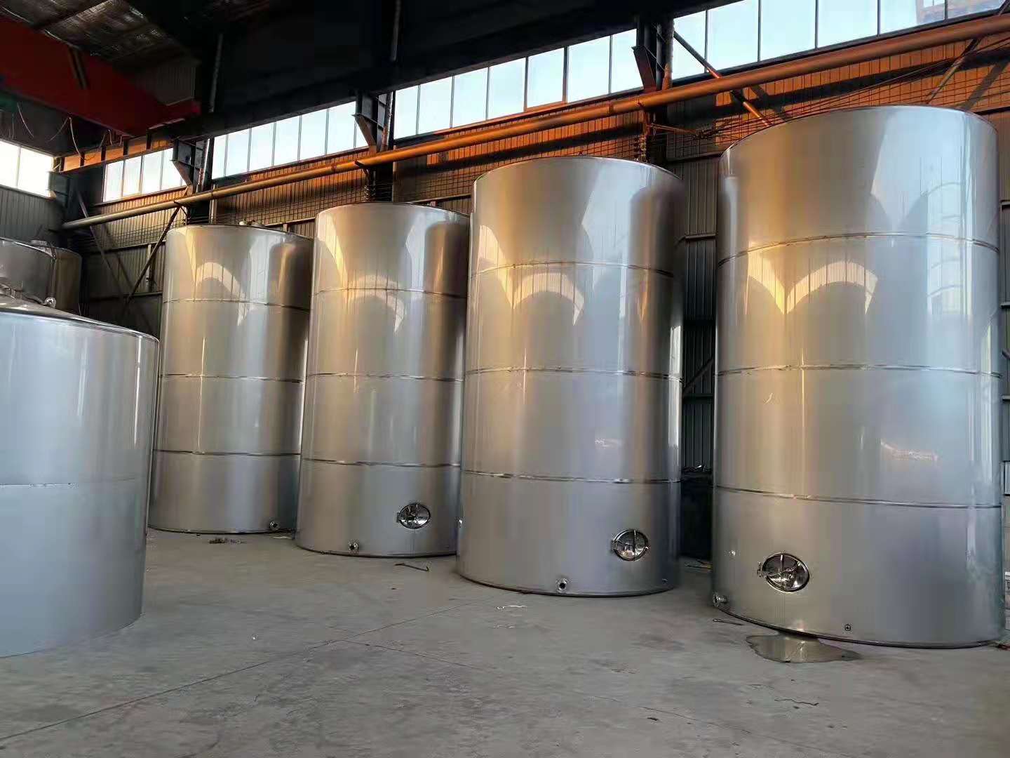 深圳回收二手5吨不锈钢储水罐|规格齐全