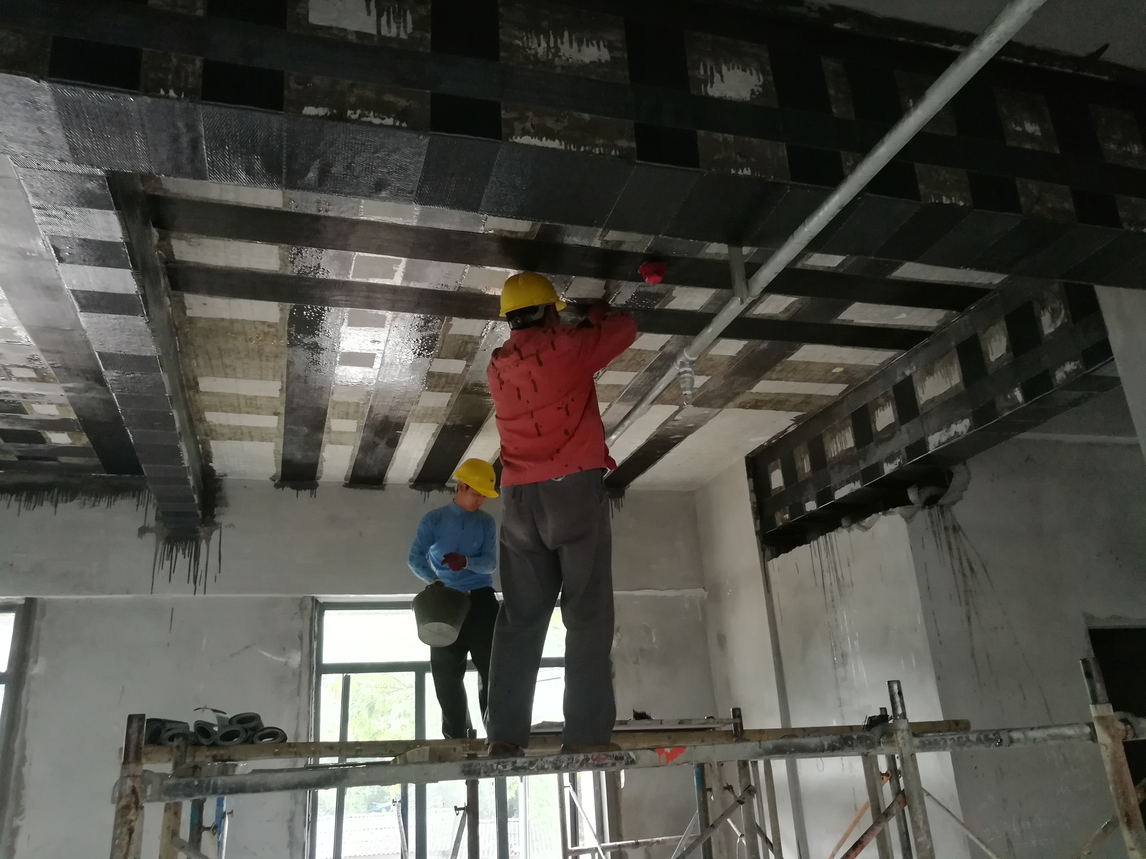 丹寨县旧房改造碳纤维加固