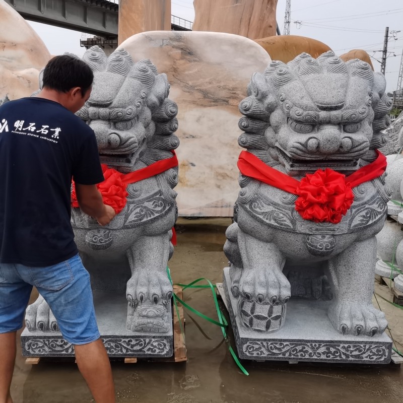 赣州石狮子雕刻 两米高石狮子价格