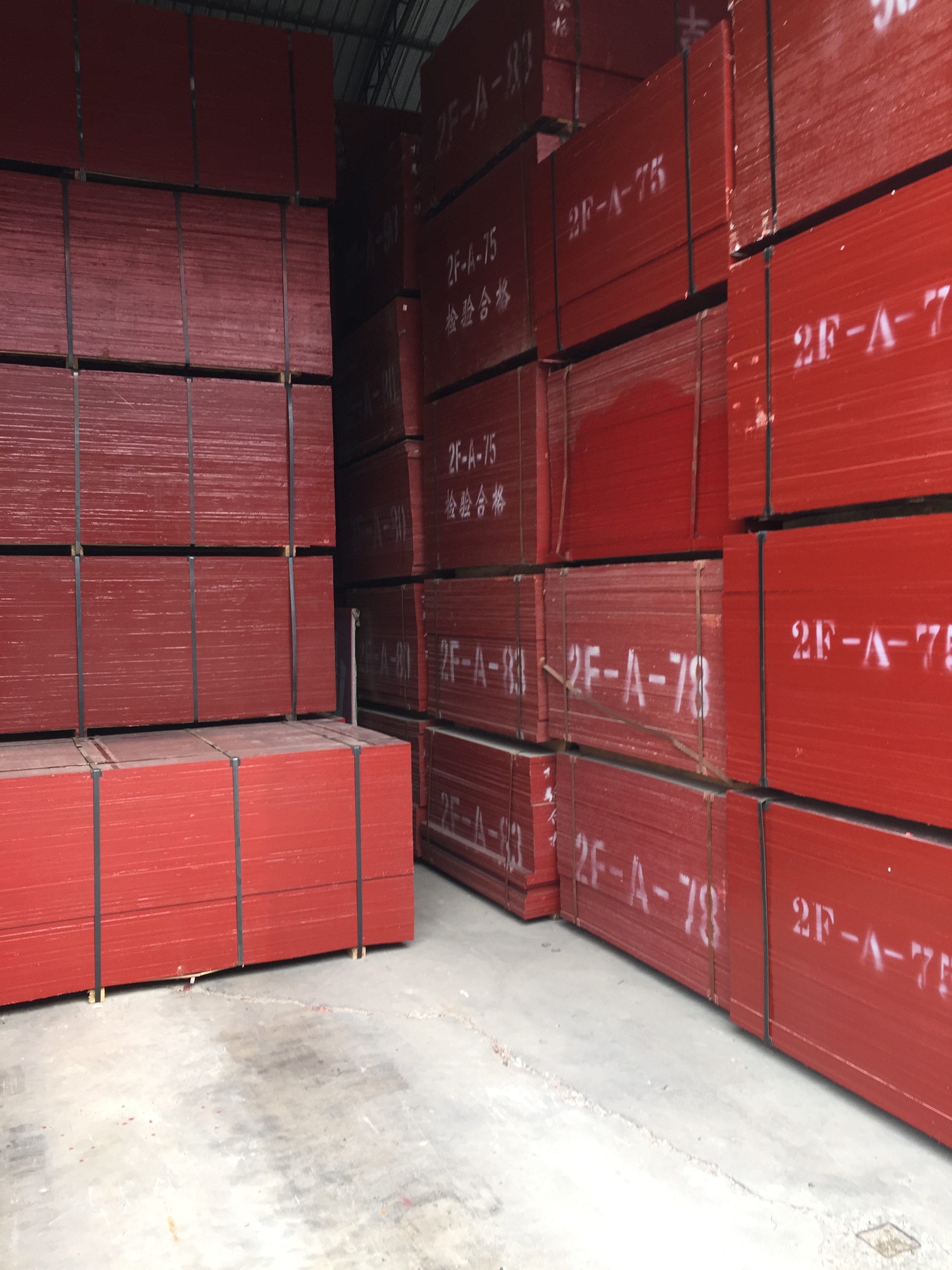 北京地面保护板出租竹胶板木模板清水模板多层板租赁白松木方