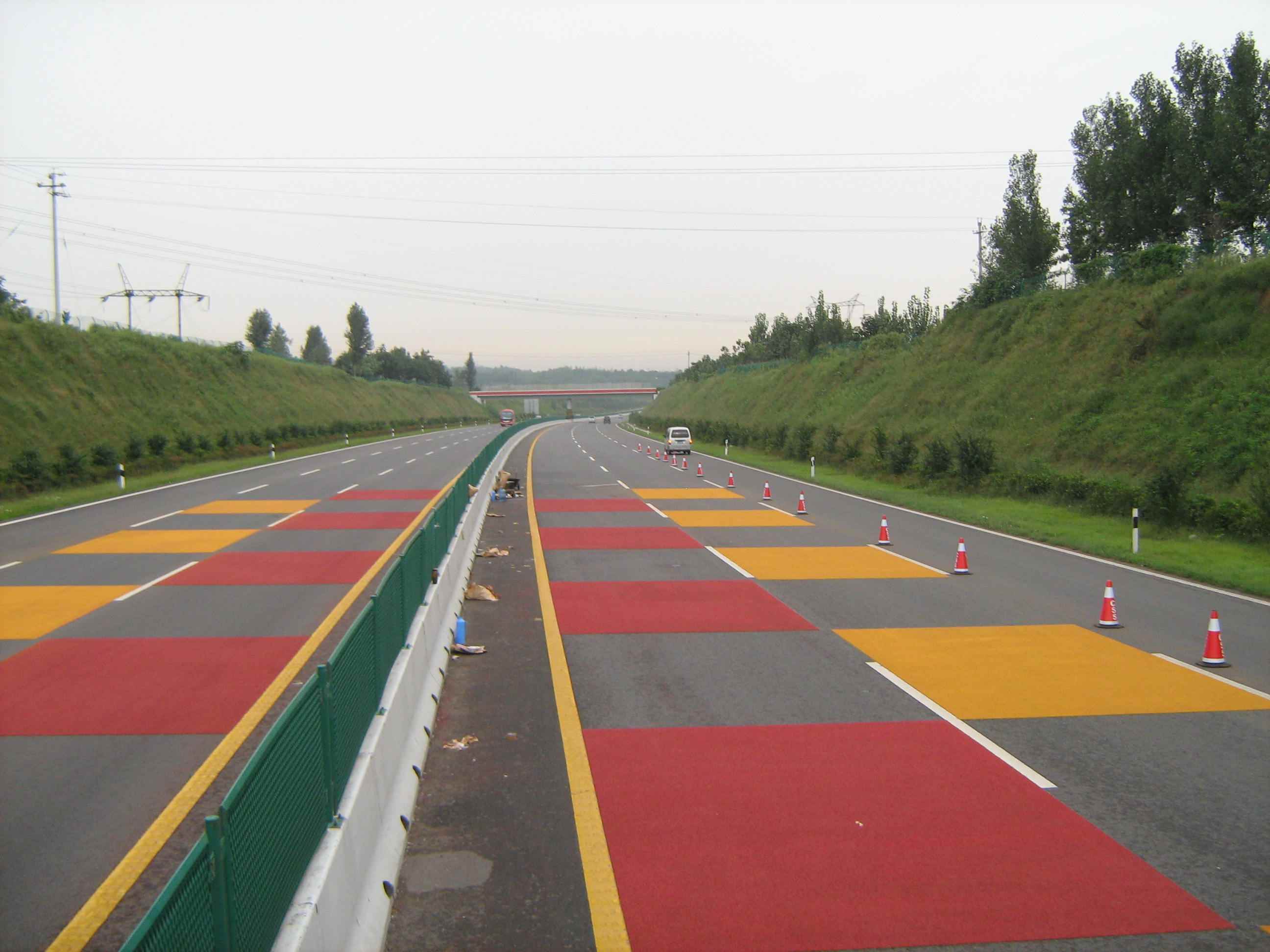 舟山公路彩色陶瓷防滑路面施工 耐磨透气