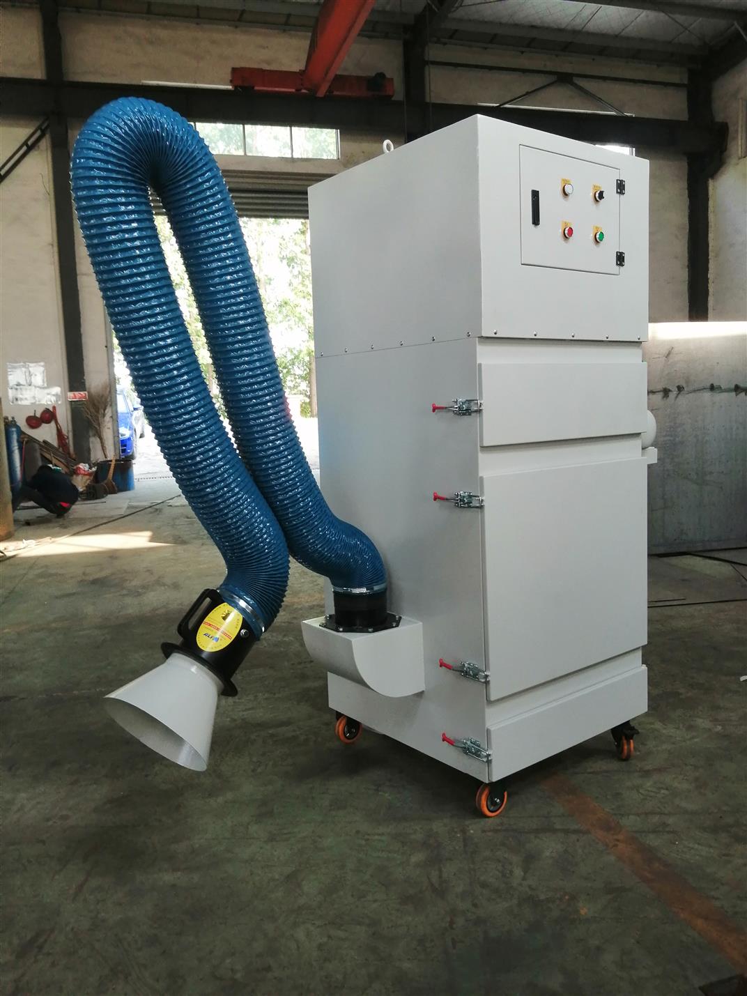 苏州4千瓦布袋除尘器设备 张家港市鑫圣威机械有限公司