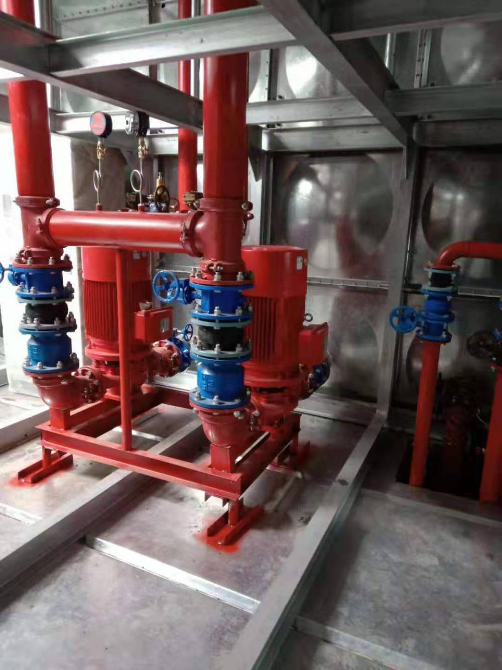 青海茫崖市厂家直供BDF地埋式镀锌板复合水箱 不锈钢消防水箱 全国包安装