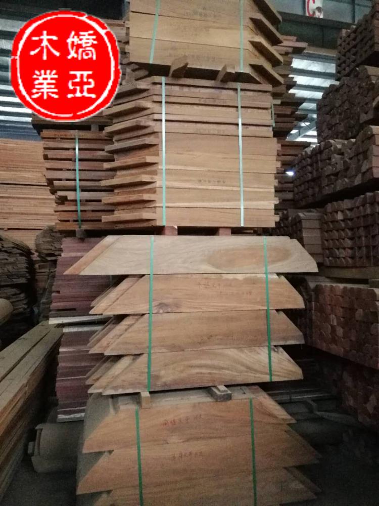 娇亚工厂直供柳桉木板材，红柳桉木防腐木栈道