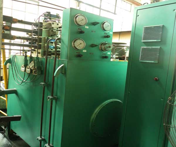 郑州四柱液压机改造公司介绍四柱液压机的铸造