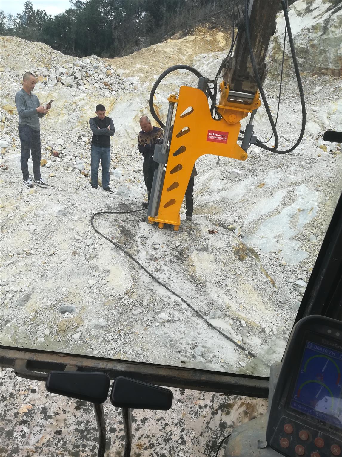 龙岩挖改钻机代理 欢迎来电咨询