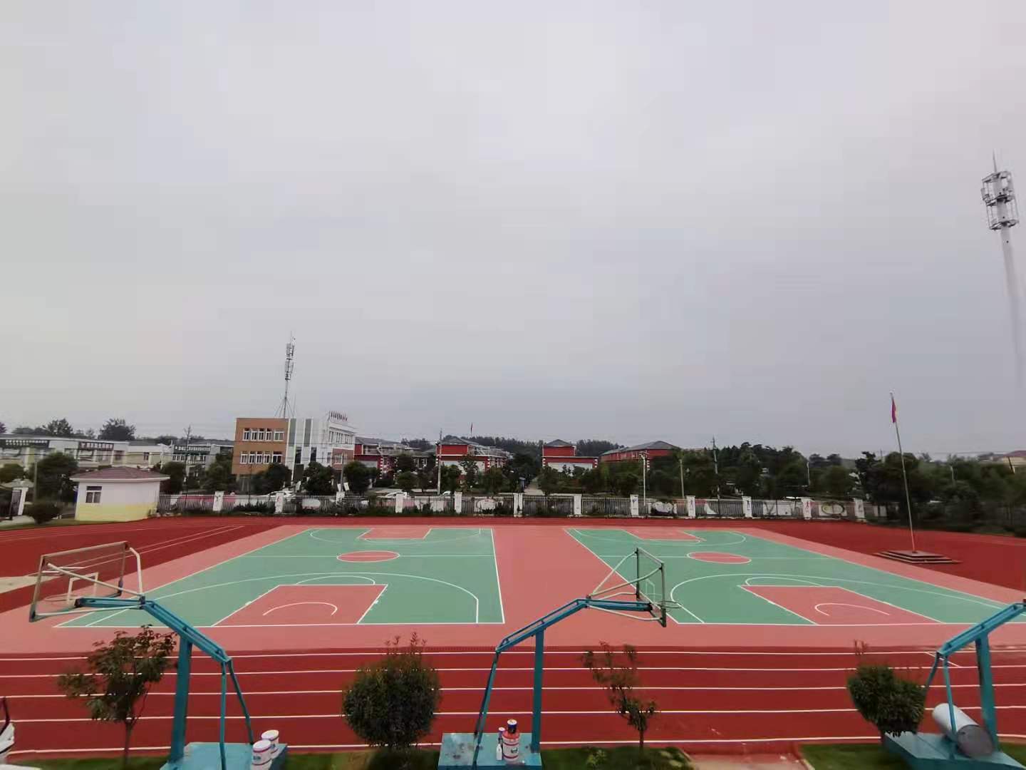 郑州硅pu篮球场施工单位 篮球场室外厂家