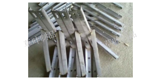 乌鲁木齐角铁挂线桩联系方式 新疆草叶金属制品供应