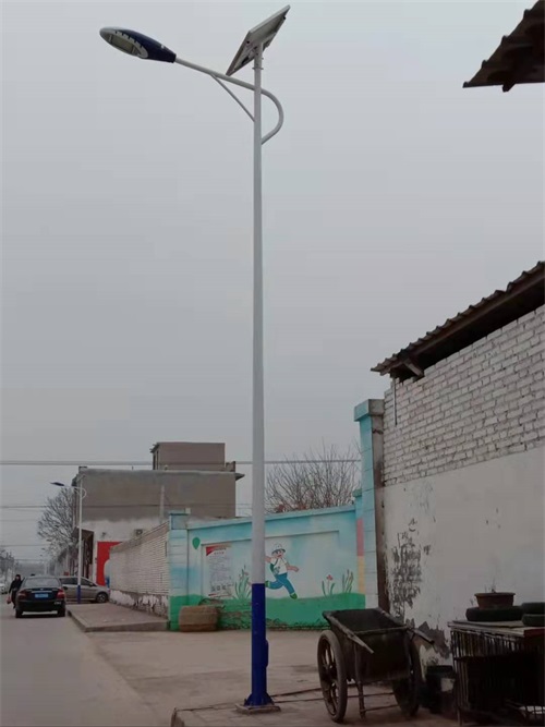 5米太阳能灯报价 甘肃太阳能道路灯厂家