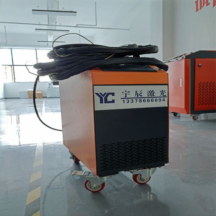 哈尔滨机械手激光焊接设备生产厂家 机械手电焊