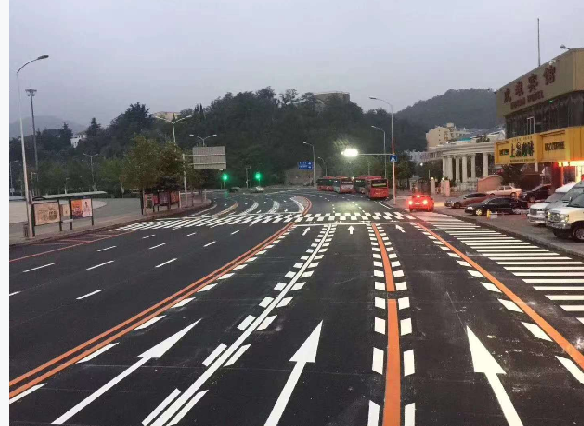 上海道路划线复线 热熔划线标线_厂家施工