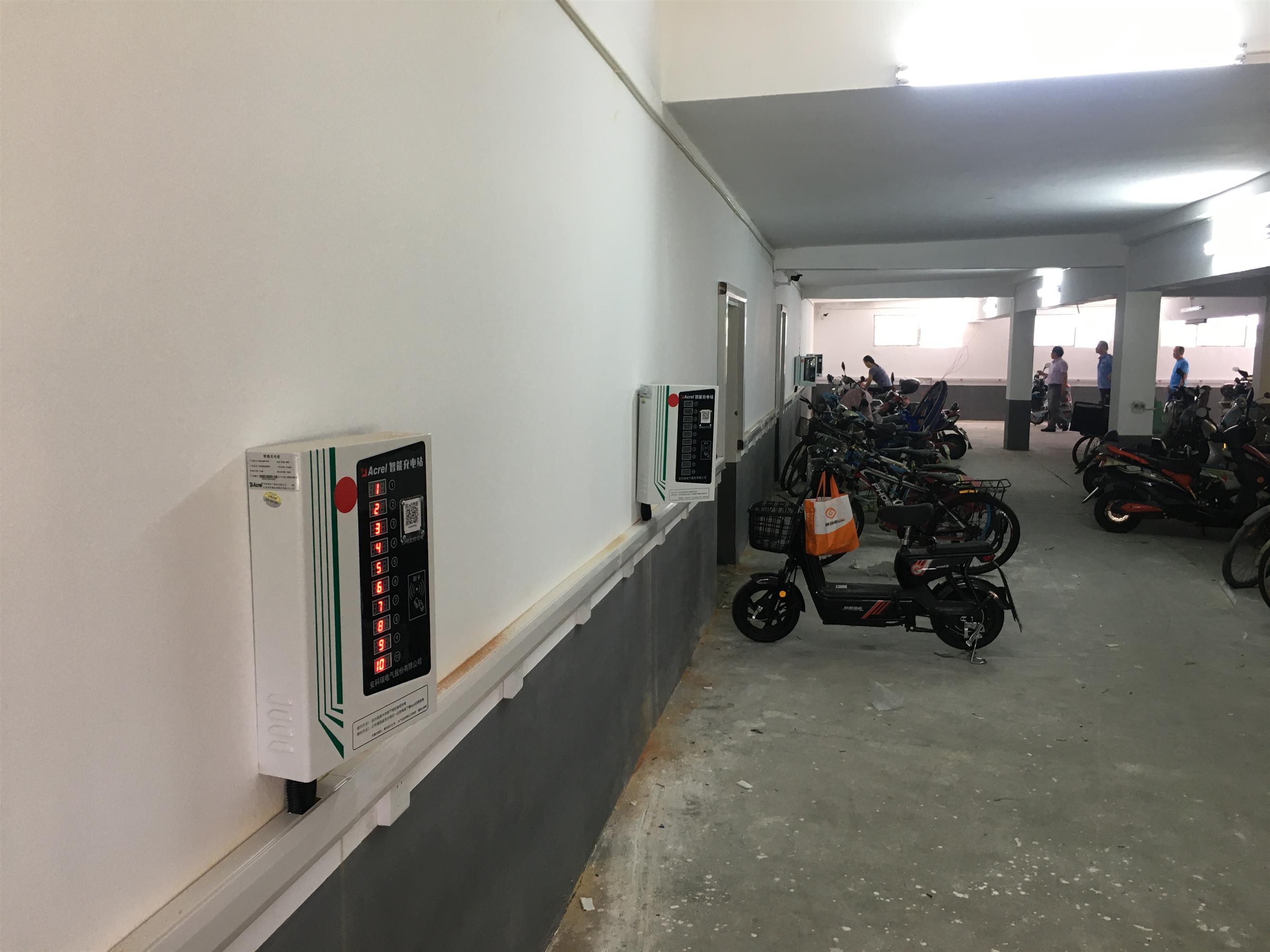 电动自行车充电桩厂家排名扫码电动自行车充电桩汽车充电桩