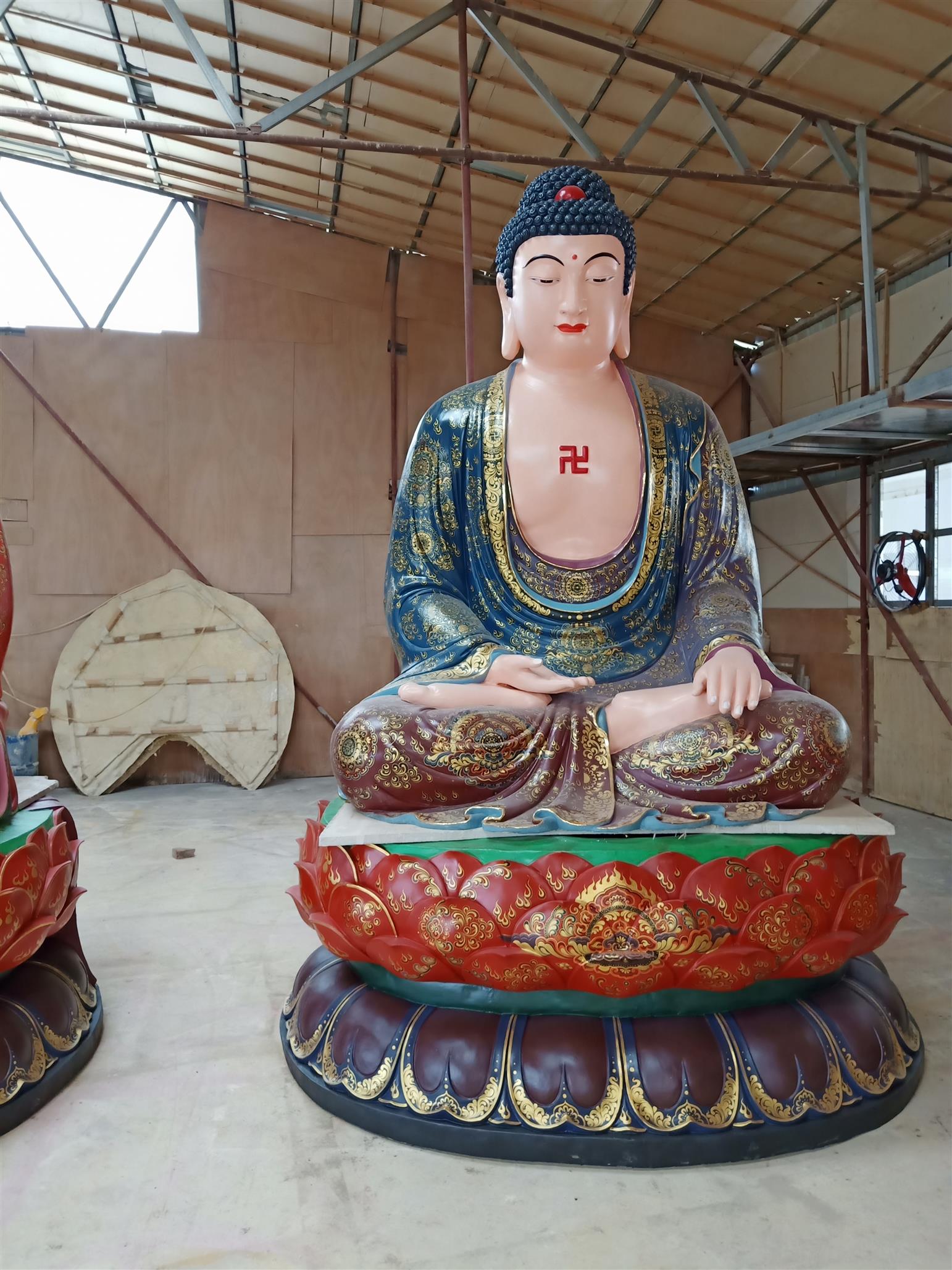 郑州玻璃钢脱胎三世佛神像厂家 释迦牟尼--释迦 厂家雕塑