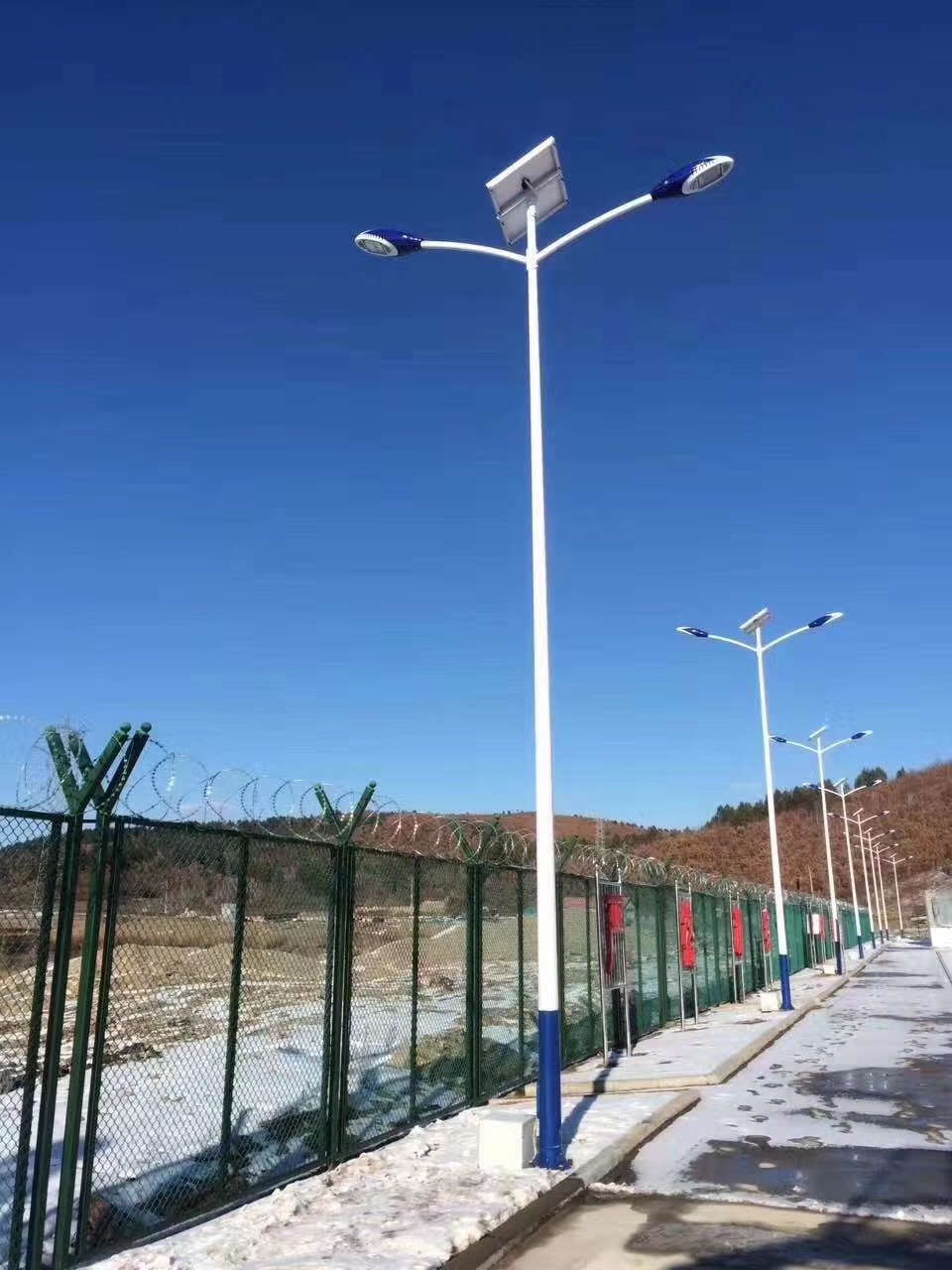 山西太阳能路灯太阳能路灯控制器