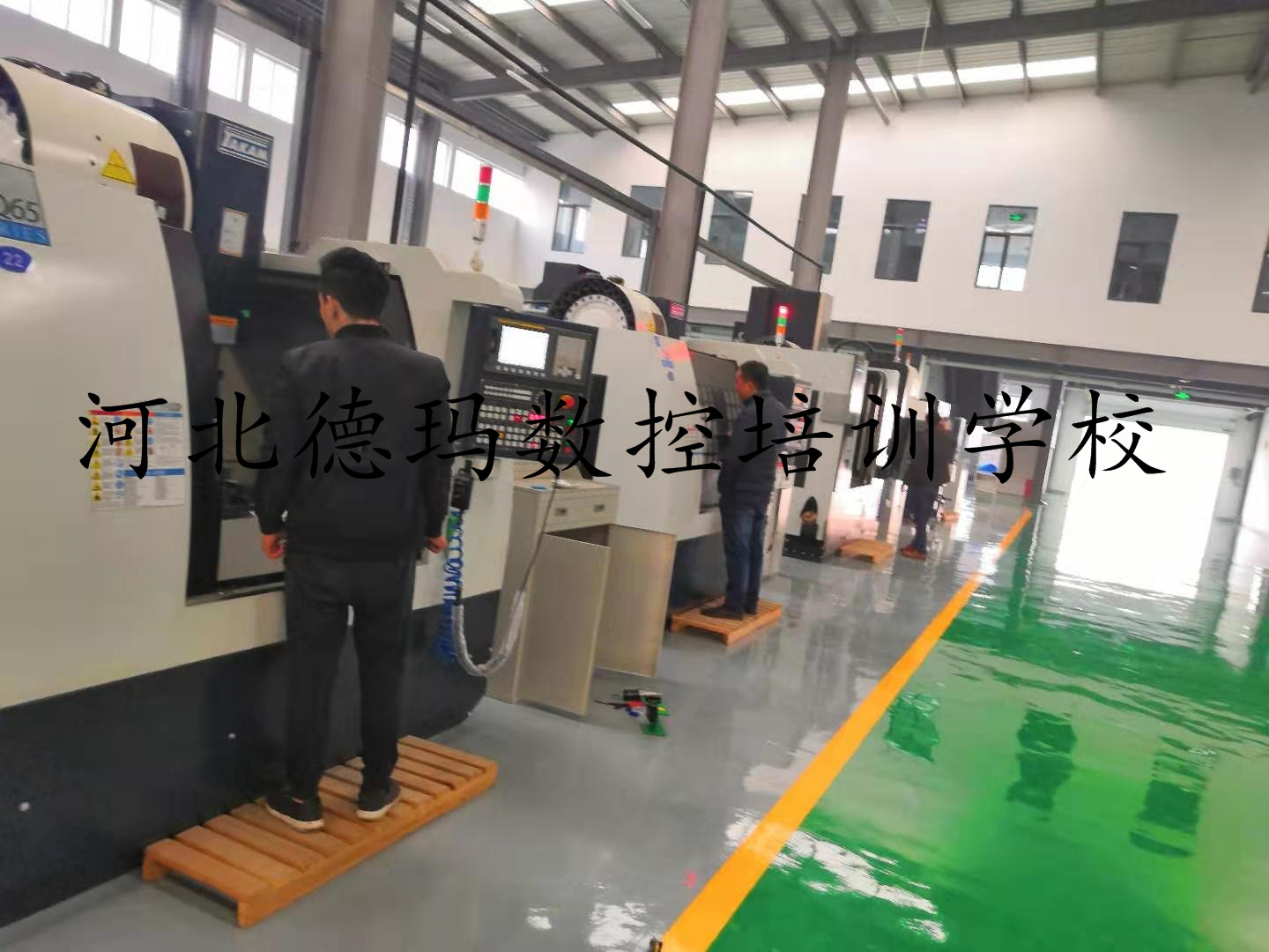 北京模具加工编程培训多长时间 自办工厂