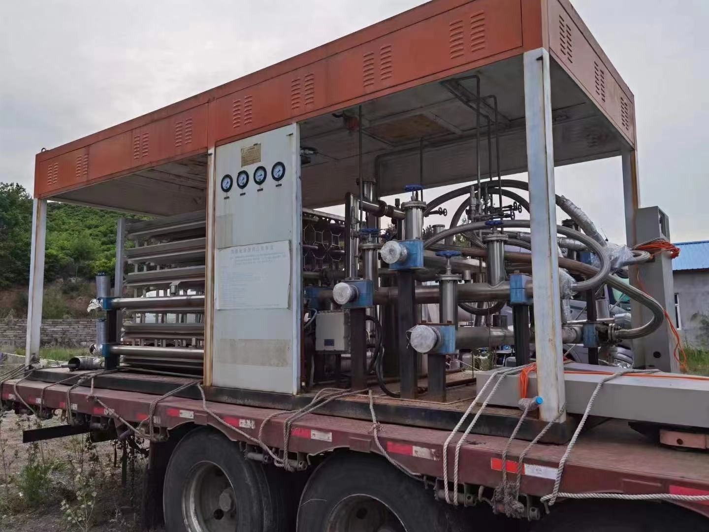 出售南宫LNG潜液泵撬 国产泵 控制柜