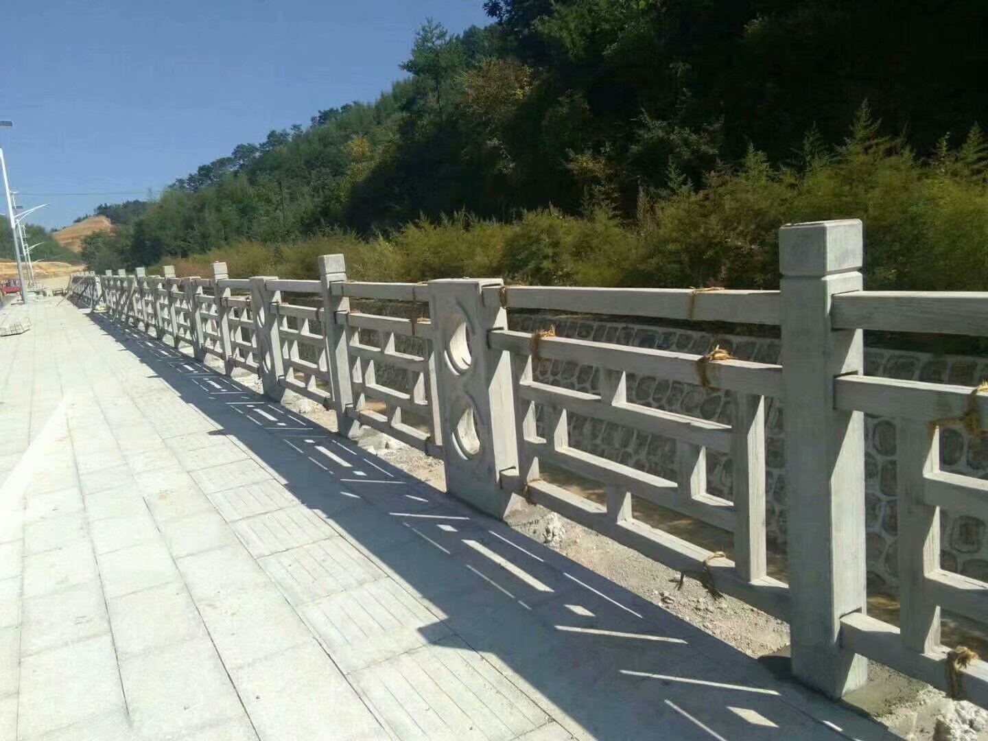 温江水泥预制栏杆厂家，铸造石栏杆，不锈钢栏杆