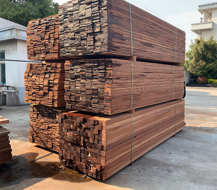 致禾木业柳桉木防腐木园林景观板材