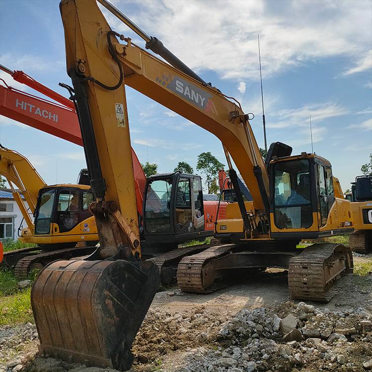 二手挖掘机大卖场准新机 二手三一重工215C-9挖掘机 机况不谈 广东珠海