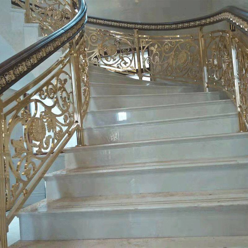 酒店安装铜镀金楼梯栏杆这种豪华景象不敢想象