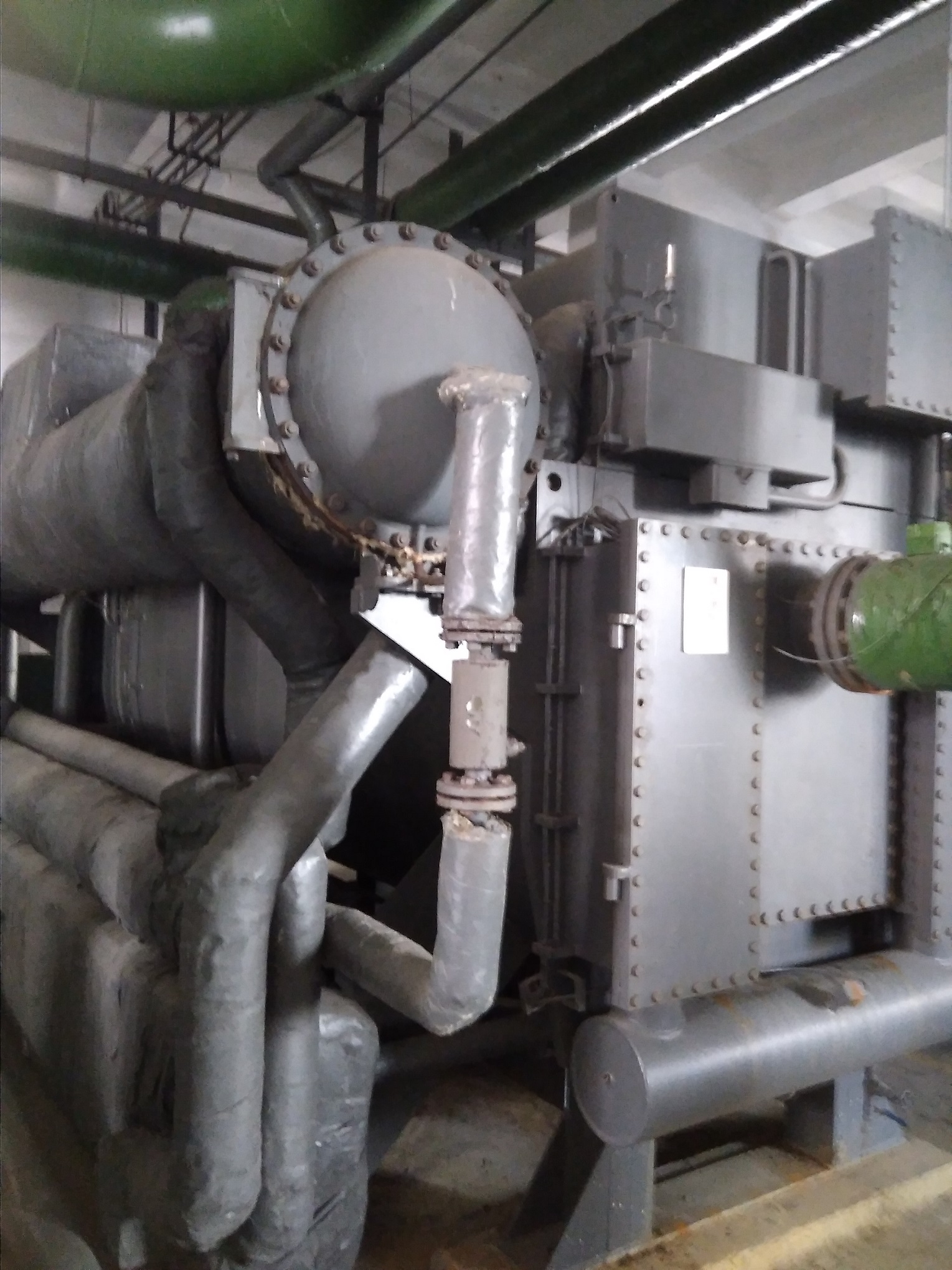 乌海回收溴化锂中央空调上门拆除
