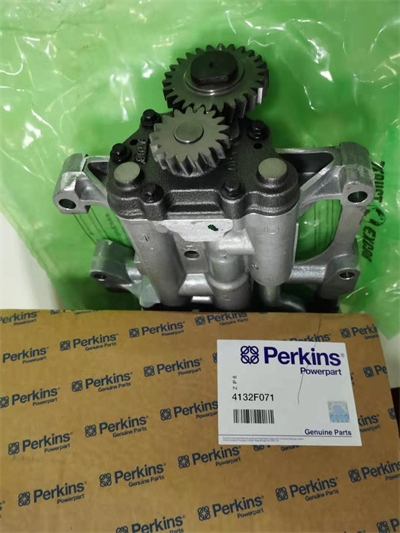 perkins帕金斯发动机1104C-44TA机油泵4132F071
