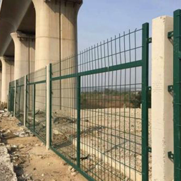 高速铁路防护栅栏 铁路路基防护栅栏 铁路线路防护栅栏