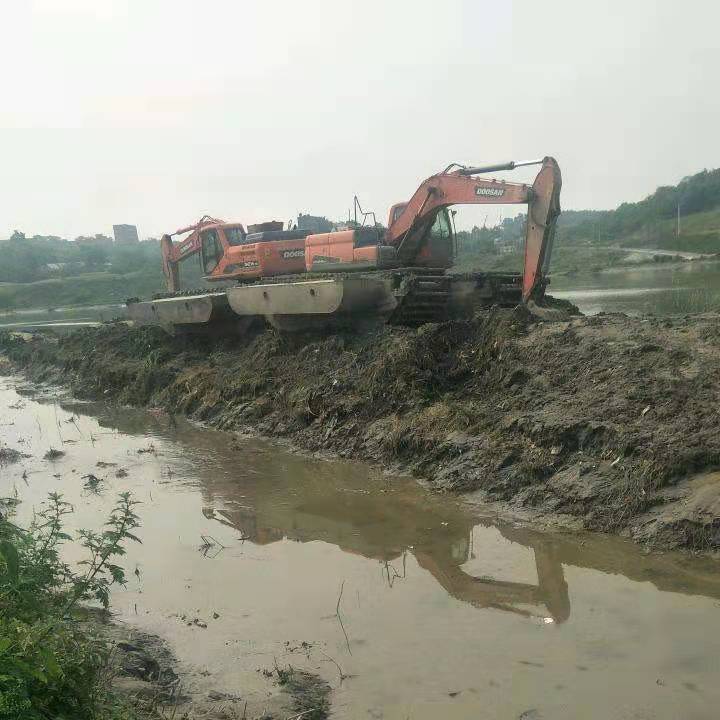 水陆两用挖机 娄底水上挖掘机租赁 河道清淤