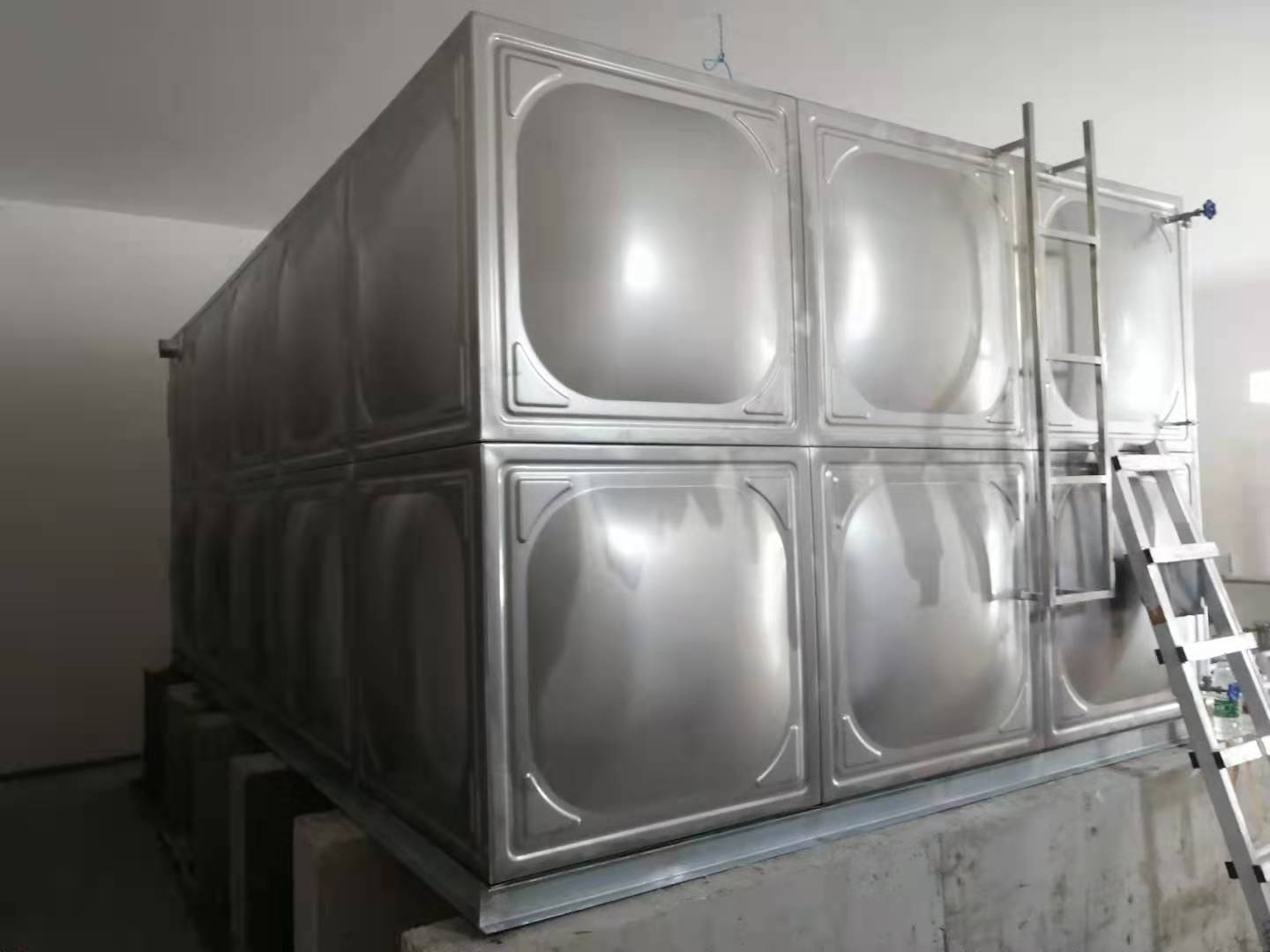 不锈钢水箱定制流程 北京成品不锈钢水箱直供