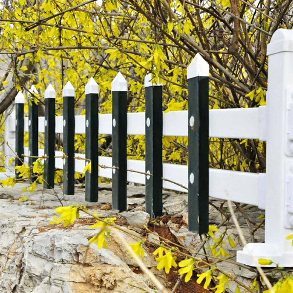 河南不锈钢围栏 草坪塑钢护栏 整体稳定性十分**