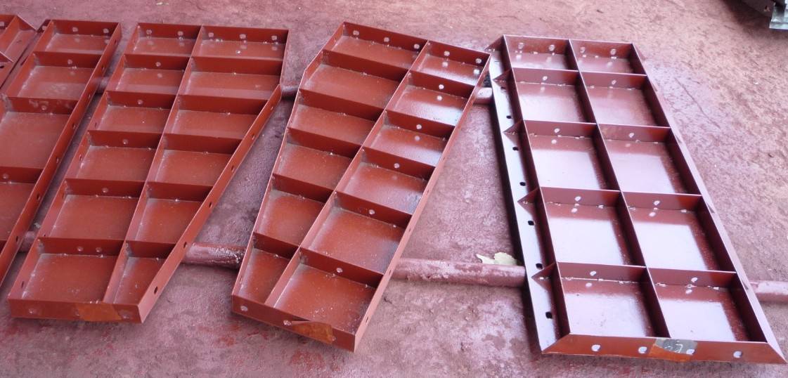 昆明钢模板设计加工 昆明钢模板厂家 钢模板基础安装法