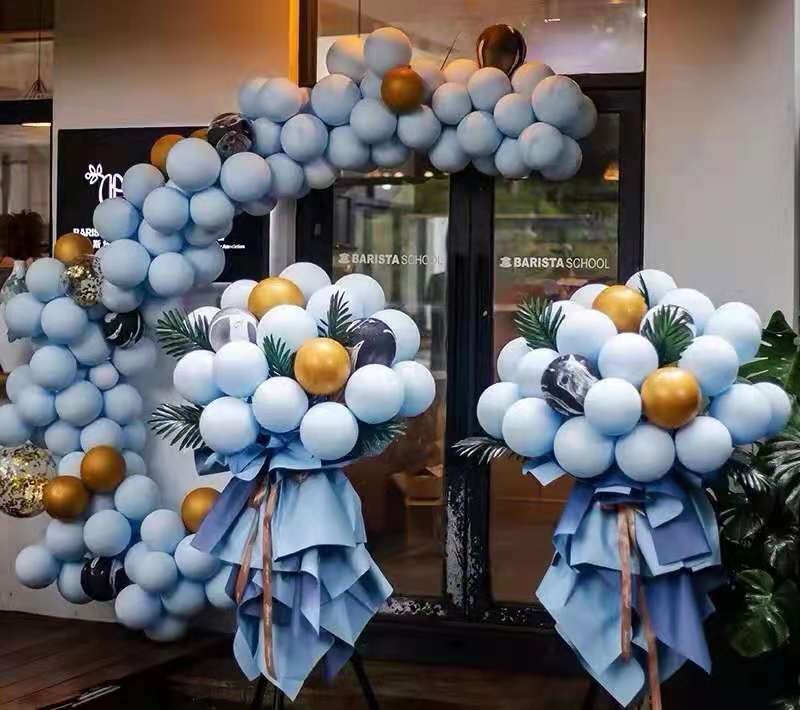 凤泉区求婚派对气球造型团队 长条气球造型 商场活动气球造型制作