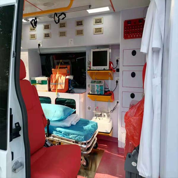惠州小金口救护车转院回家价格 配备设施齐全