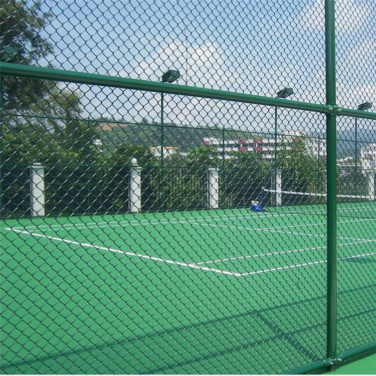篮球场围栏足球场防护网组装勾花网学校球场护栏网包塑体育场围网