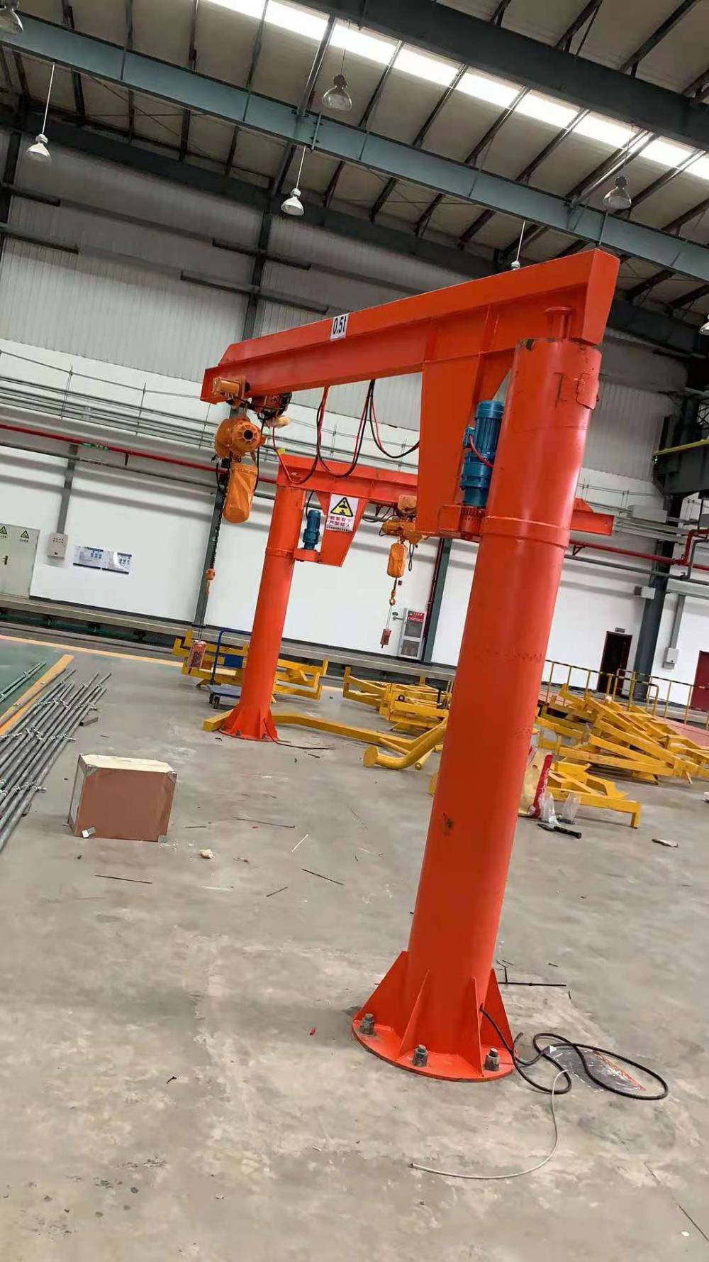 上海地区1吨电动葫芦悬臂吊 移动式立柱旋臂吊 定柱式3吨墙壁小型起重机