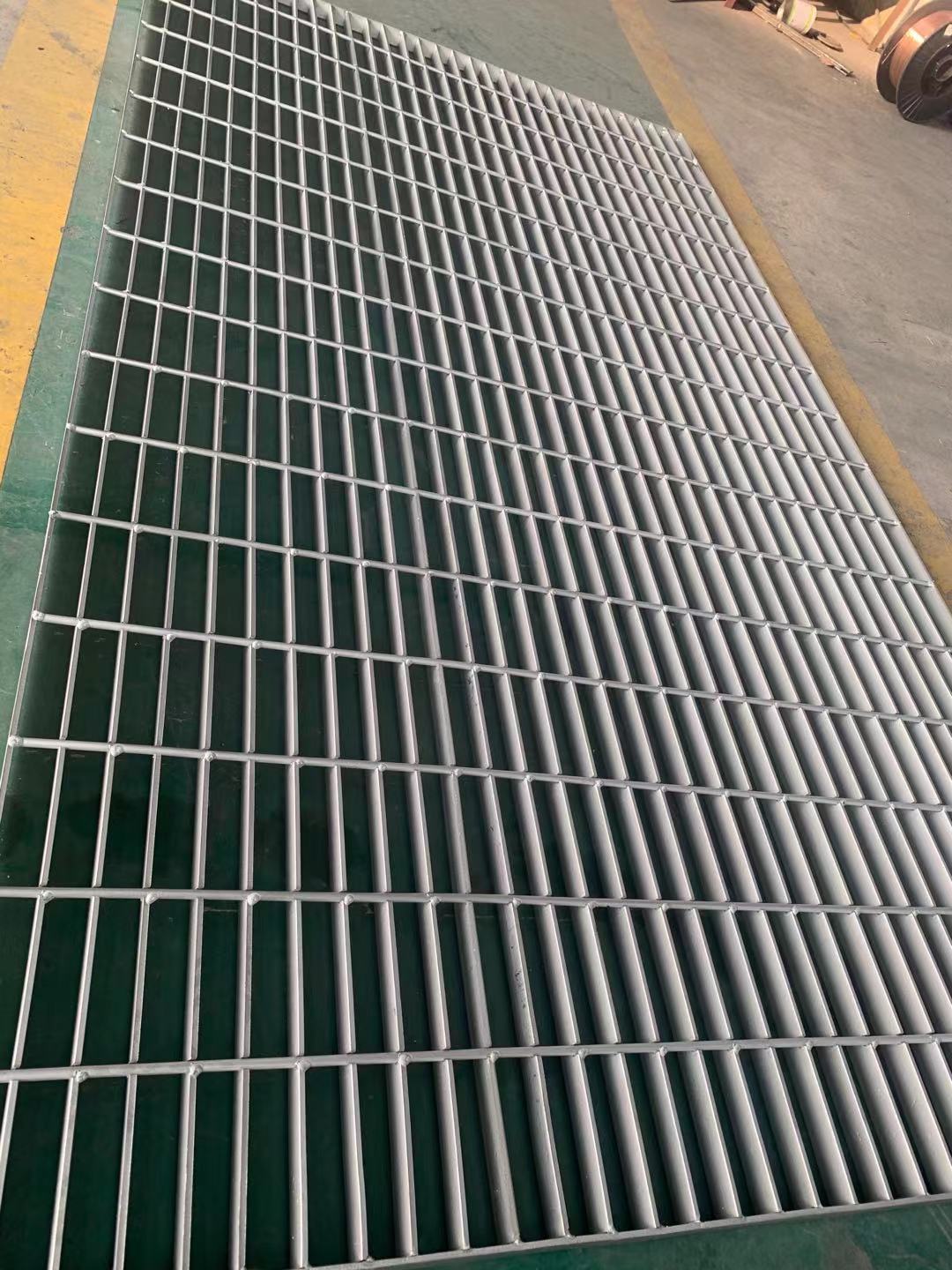 上海不锈钢格栅板规格