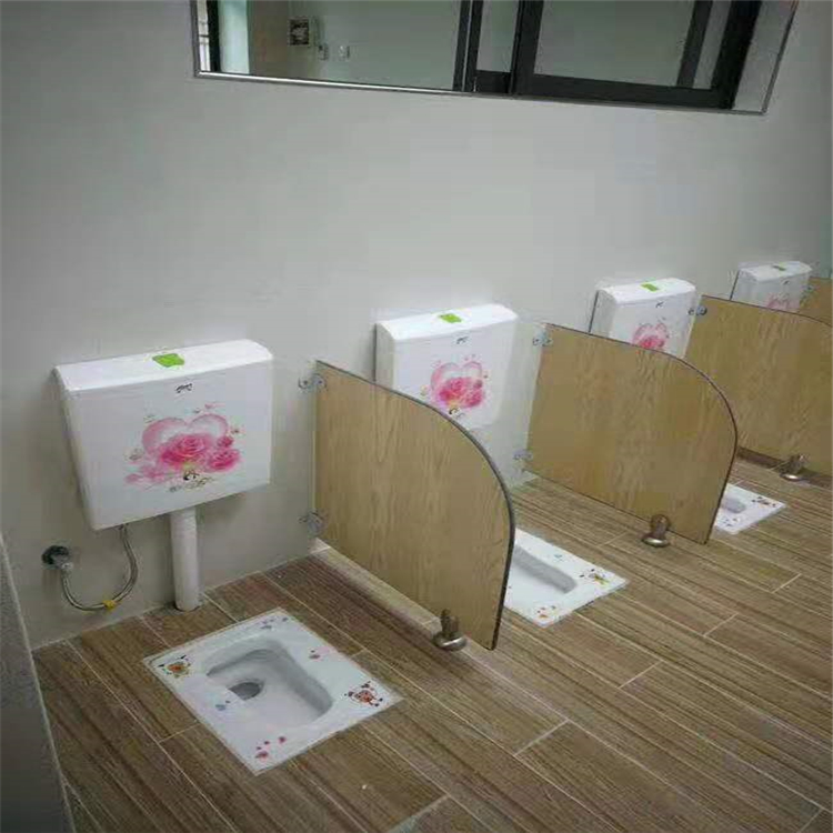 【洗手间隔断厂】卫生间隔断安装要注意哪些