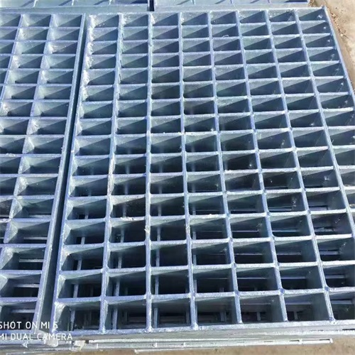 莱昌供应G255/30/100热镀锌平台钢格板 欢迎选购