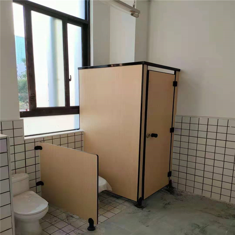公廁隔斷板